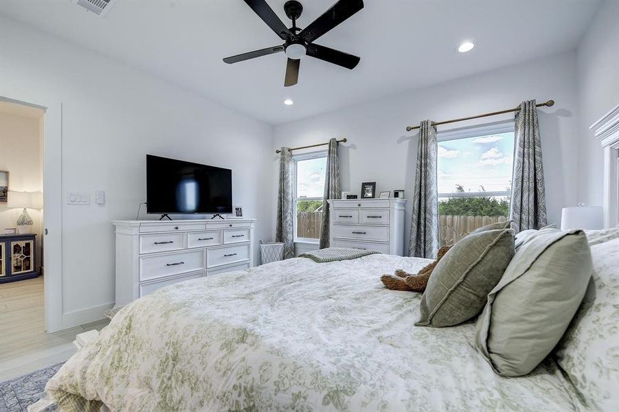 Furnished interior view inside a new home in , Granbury (Image 5).