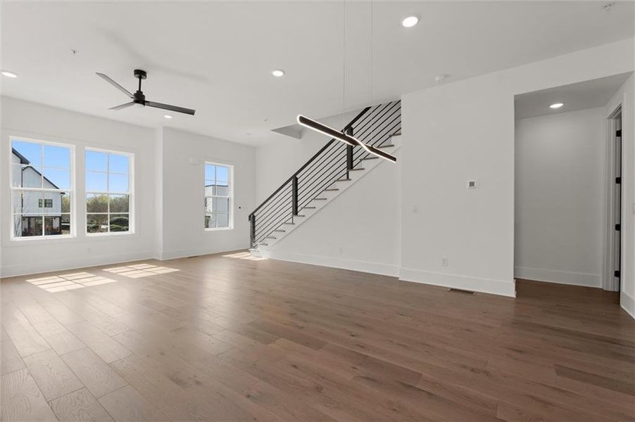 Spacious, unfurnished interior of a new home in , Alpharetta (Image 22).