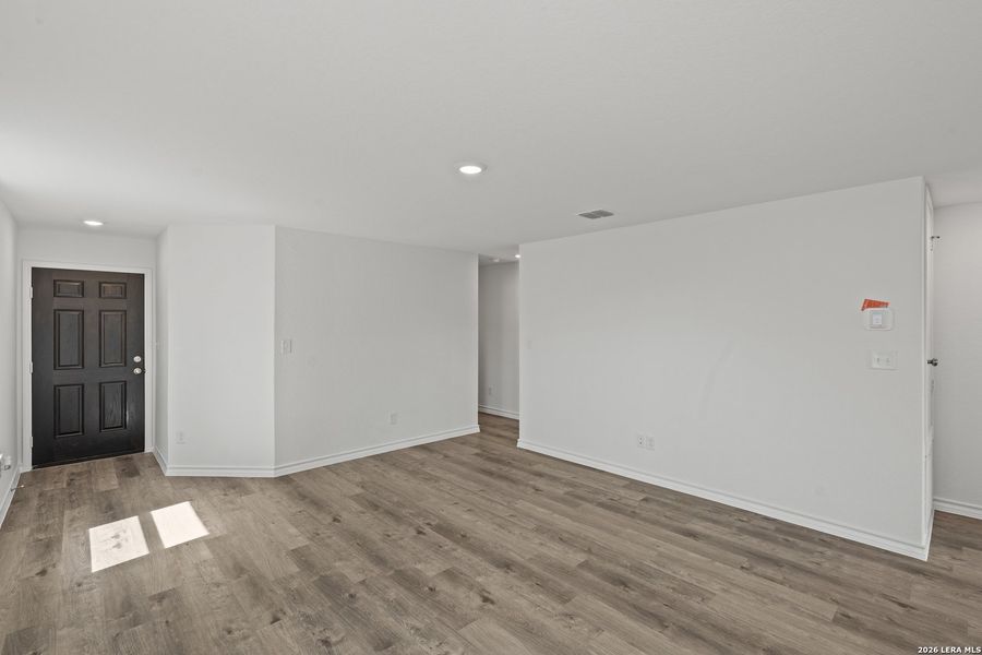 Spacious, unfurnished interior of a new home in Dove Song, Marion (Image 19).