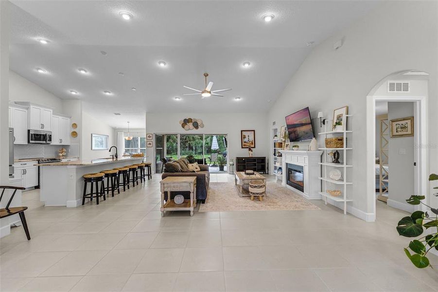 Image 33 of a home in .