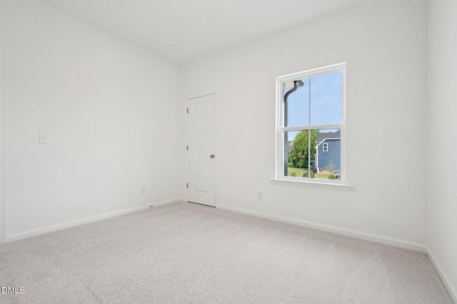 41-web-or-mls-Emeline Wy-S2703-041