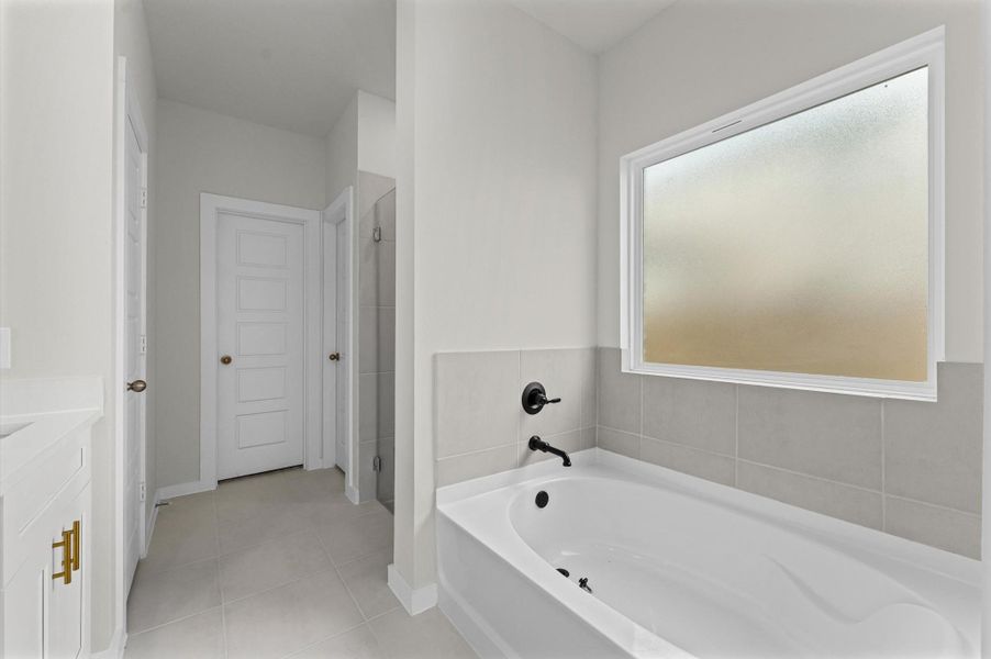Furnished interior view inside a new home in , Angleton (Image 8).