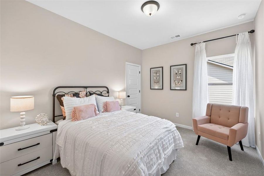 Furnished interior view inside a new home in Saddle Ridge, Calhoun (Image 20).