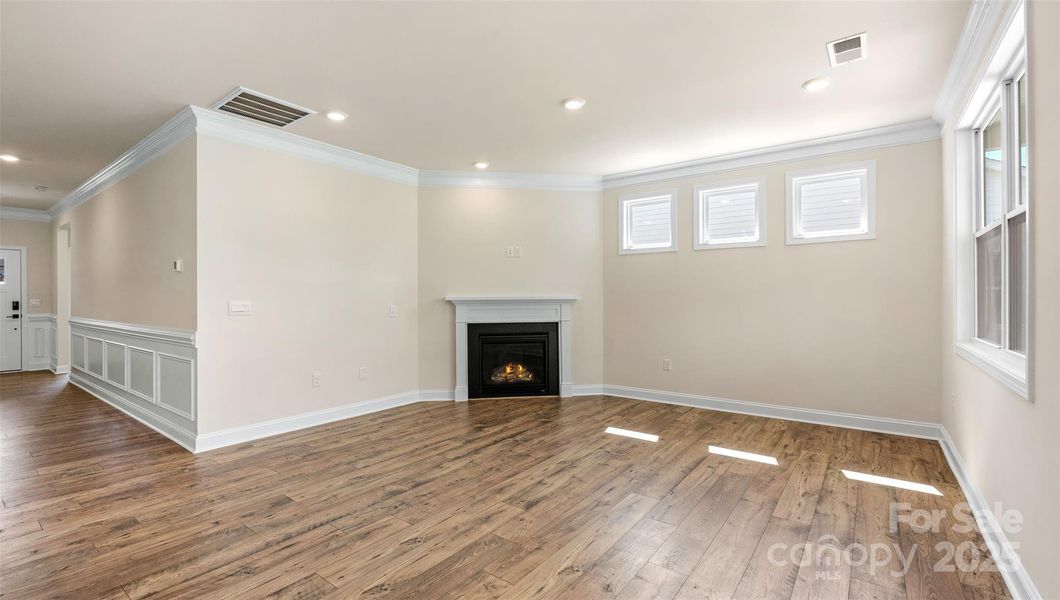 Photos are representative