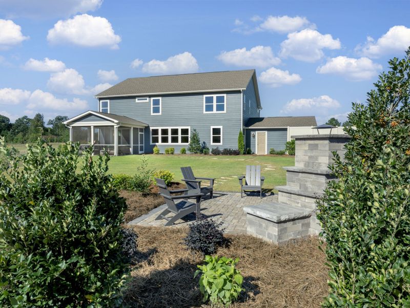 Prescott Model backyard