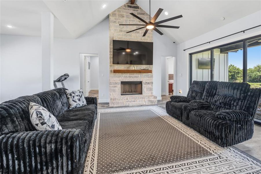 Furnished interior view inside a new home in , Rio Vista (Image 4).