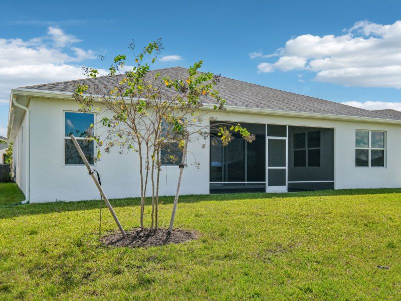 Exterior of the Onyx floorplan at 6406 NW Sweetwood Drive