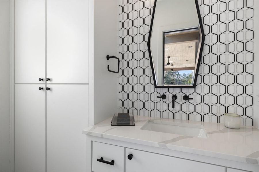 Image 36 of a home in .