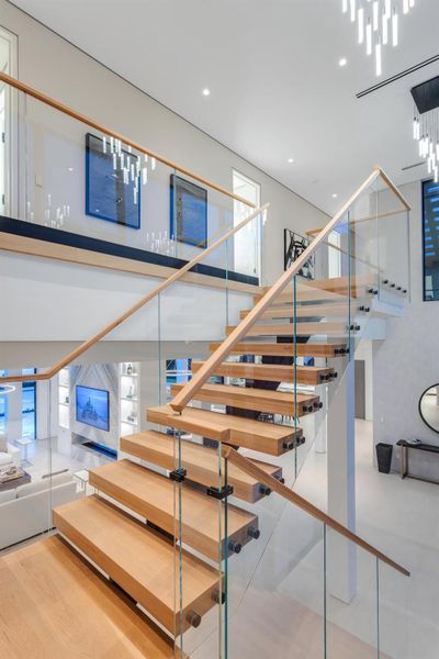 Image 65 of a home in .