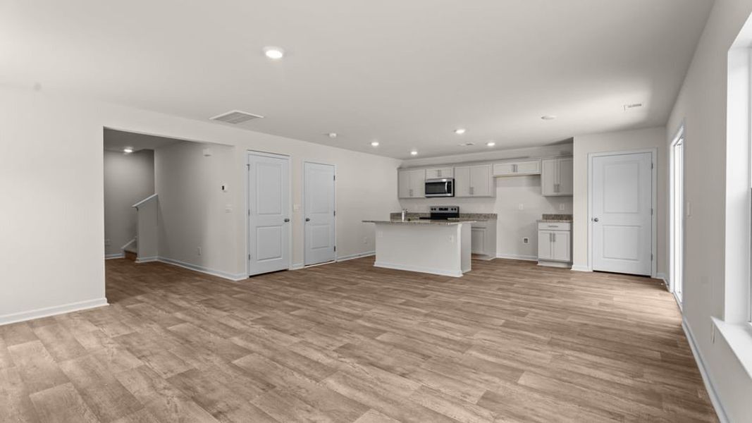 Spacious, unfurnished interior of a new home in Hobbs Farm, Ayden (Image 18).