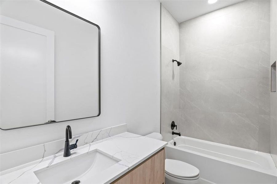 Furnished interior view inside a new home in , Malabar (Image 7).