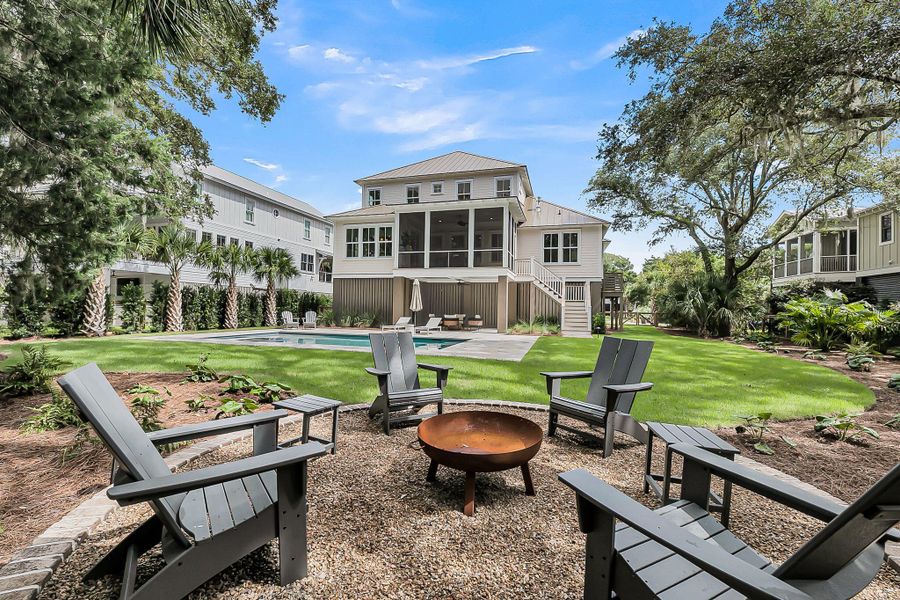 Community amenities in , Mount Pleasant (Image 43). Community amenities in , Mount Pleasant (Image 43).
