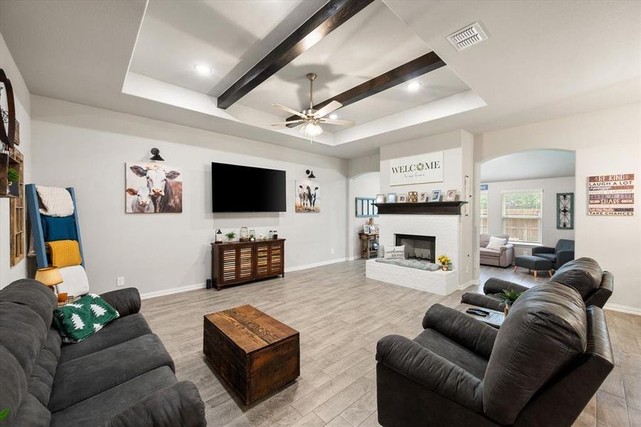 Plenty of space to host large group