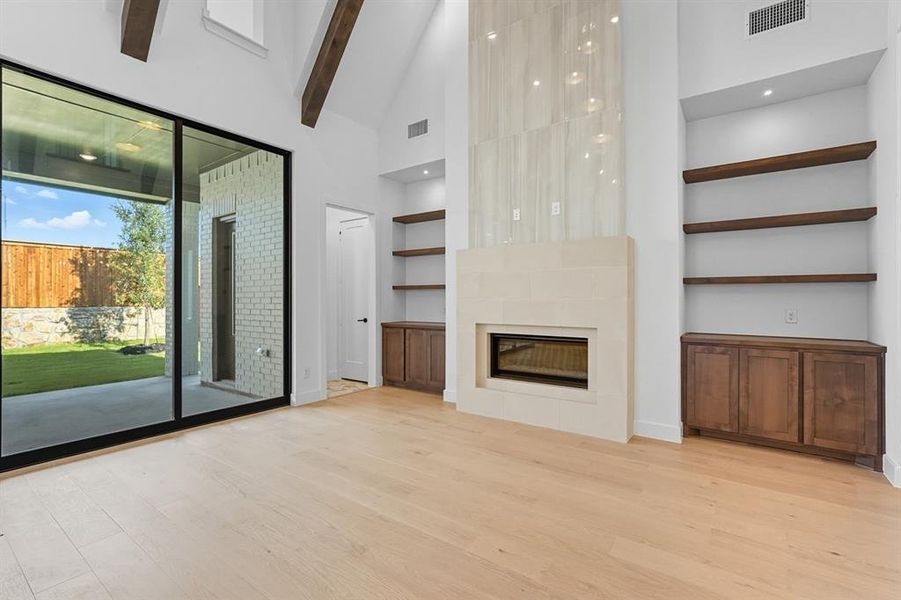 Spacious, unfurnished interior of a new home in Mosaic, Celina (Image 20). Spacious, unfurnished interior of a new home in Mosaic, Celina (Image 20).