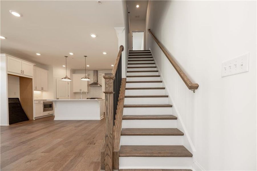 Spacious, unfurnished interior of a new home in IveyBrooke, Alpharetta (Image 38).