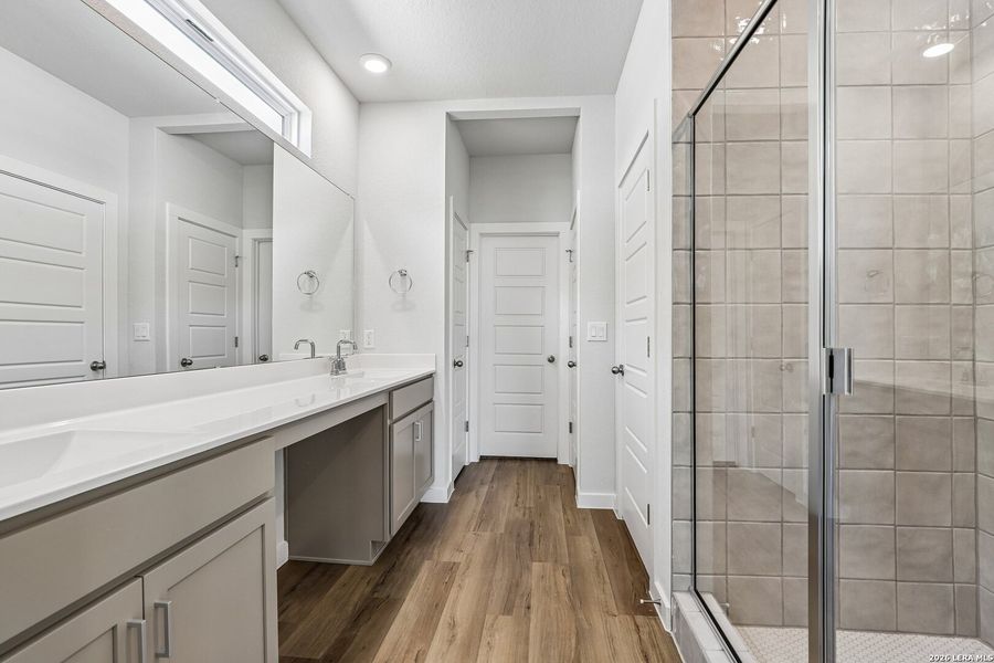 Furnished interior view inside a new home in Weston Oaks, San Antonio (Image 7).
