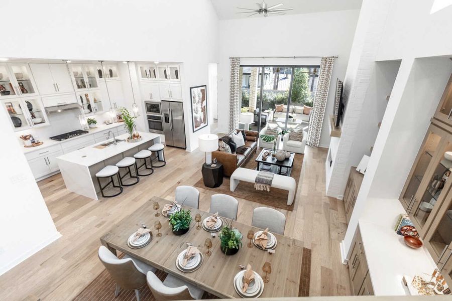 Dining Room/Family Room/Kitchen Dining Room/Family Room/Kitchen