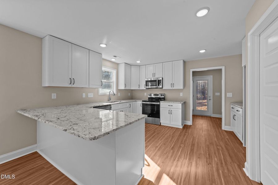 26-web-or-mls-VB4A8375