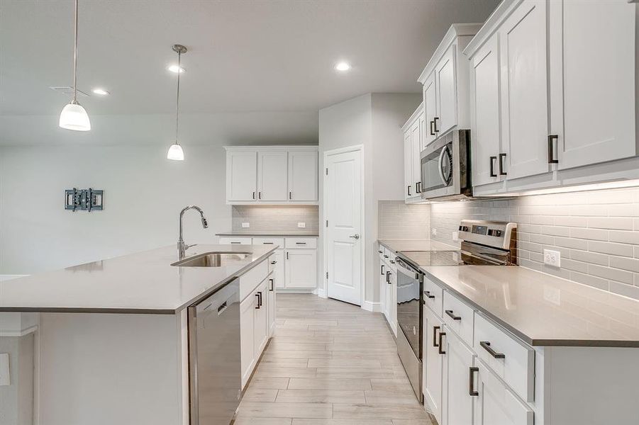 Furnished interior view inside a new home in , Burleson (Image 4).