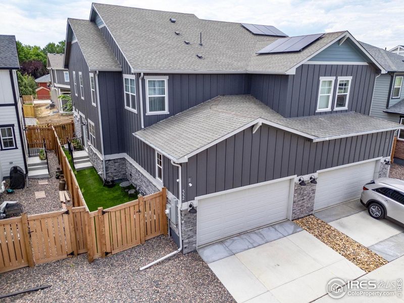 Front exterior of a new home in , Berthoud, CO, highlighting curb appeal (Image 1).