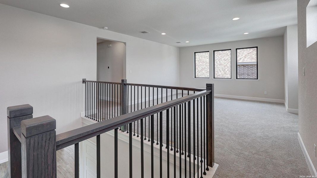 Spacious, unfurnished interior of a new home in Ladera, San Antonio (Image 18). Spacious, unfurnished interior of a new home in Ladera, San Antonio (Image 18).