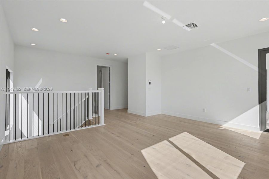 Spacious, unfurnished interior of a new home in Lotus Edge, Boca Raton (Image 42).