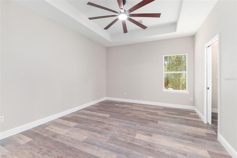 Spacious, unfurnished interior of a new home in , Citrus Springs (Image 28).