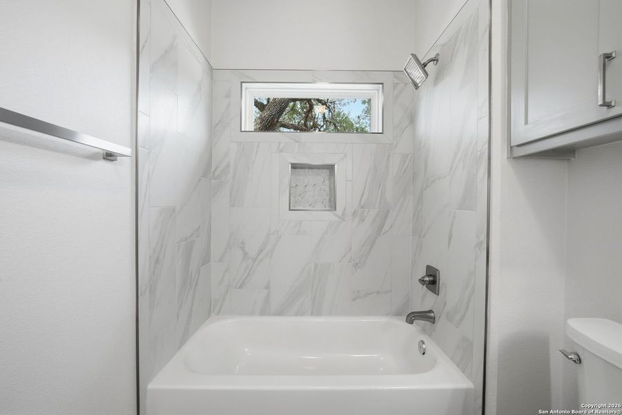 Furnished interior view inside a new home in , Canyon Lake (Image 13).