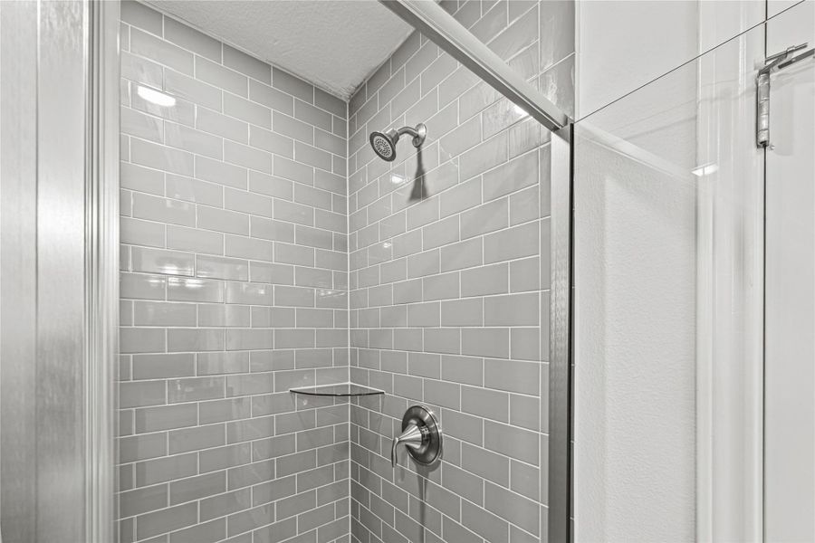 Image 6 of a home in Grand Oaks Reserve. Image 6 of a home in Grand Oaks Reserve.