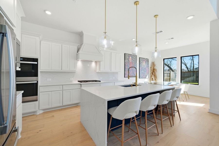 Furnished interior view inside a new home in Sienna, Missouri City (Image 32).