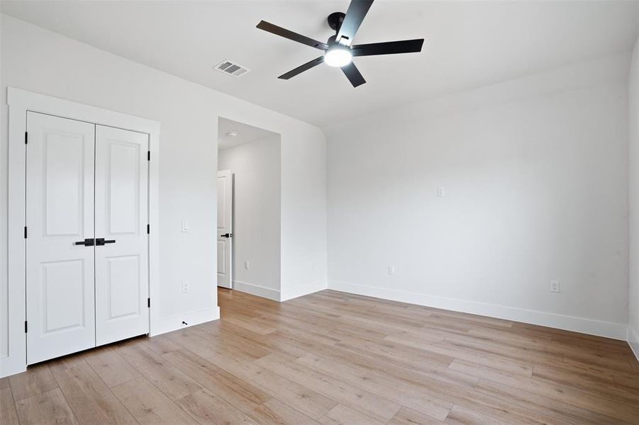 Spacious, unfurnished interior of a new home in , Dallas (Image 19). Spacious, unfurnished interior of a new home in , Dallas (Image 19).