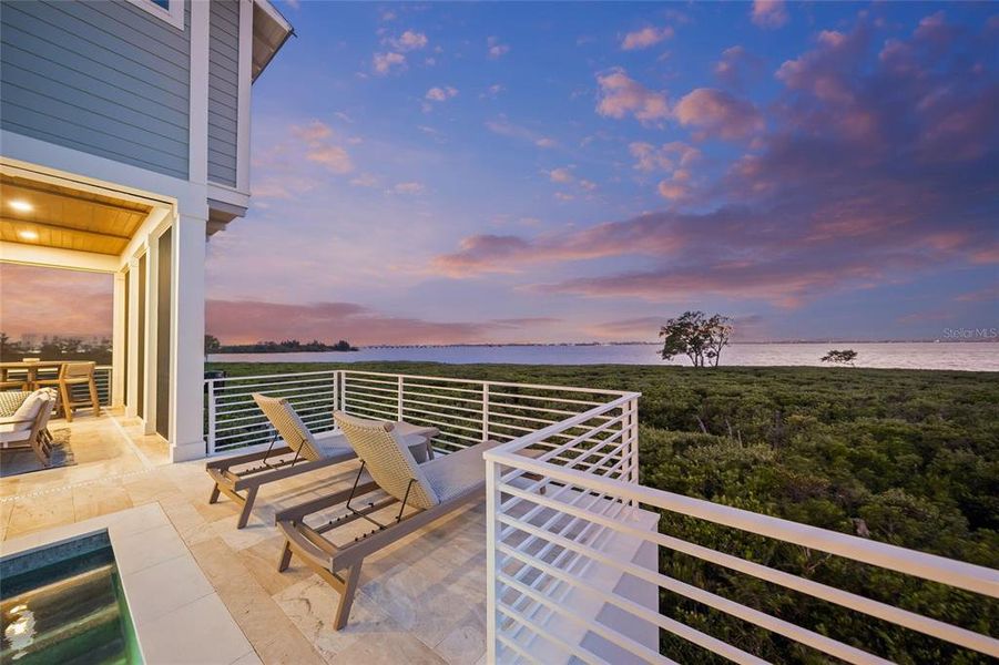 Exterior details and patio area of a home in , Bradenton (Image 34).