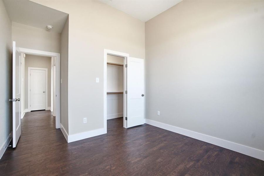Spacious, unfurnished interior of a new home in , Abilene (Image 35).