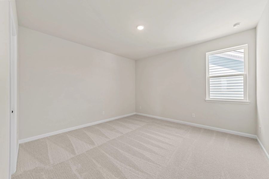 Spacious, unfurnished interior of a new home in Blue Heron Retreat, Little River (Image 20).