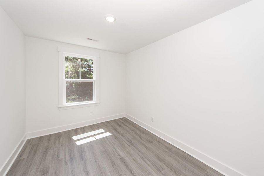 Spacious, unfurnished interior of a new home in , North Charleston (Image 27).