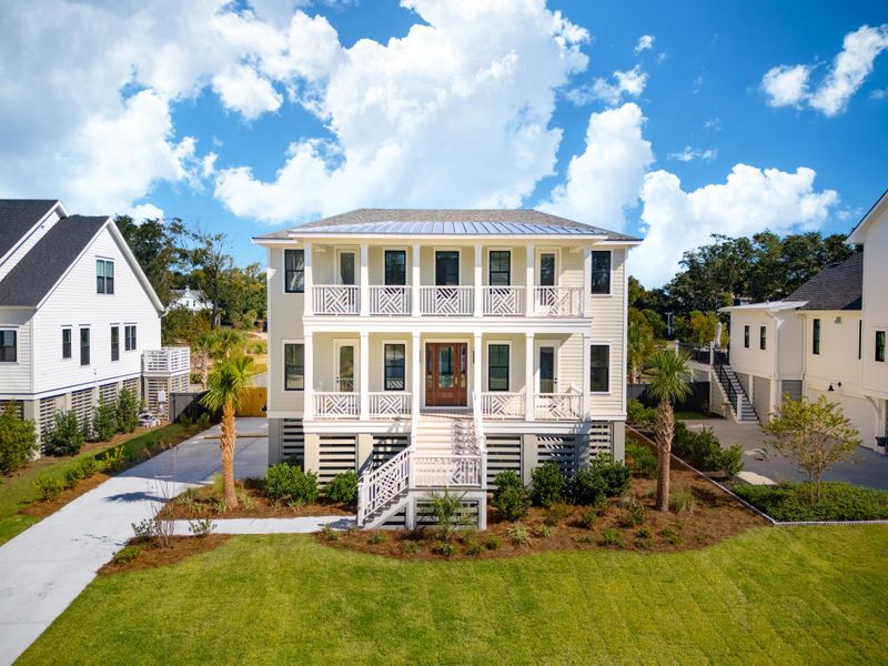 Exterior details and patio area of a home in , Mount Pleasant (Image 2).
