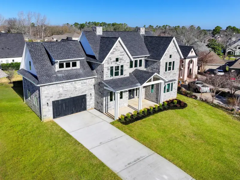 Image 3 of a home in . Image 3 of a home in .