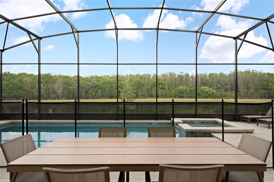 Exterior details and patio area of a home in , Kissimmee (Image 27).