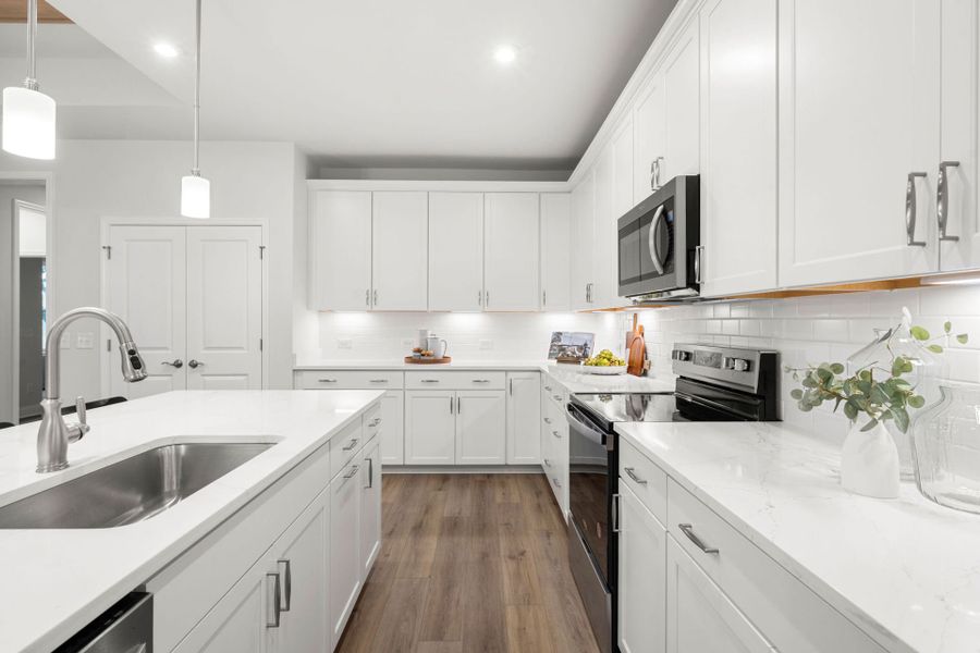Furnished interior view inside a new home in Sun City Hilton Head, Bluffton (Image 26).