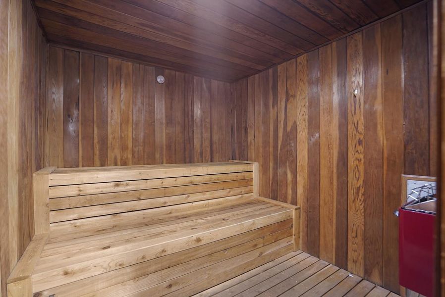 Close-up of interior finishes inside a home in , Fort Lauderdale (Image 11).