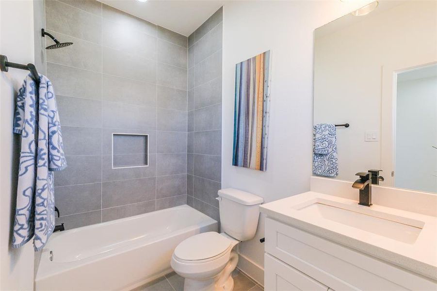 Furnished interior view inside a new home in , Houston (Image 10). Furnished interior view inside a new home in , Houston (Image 10).