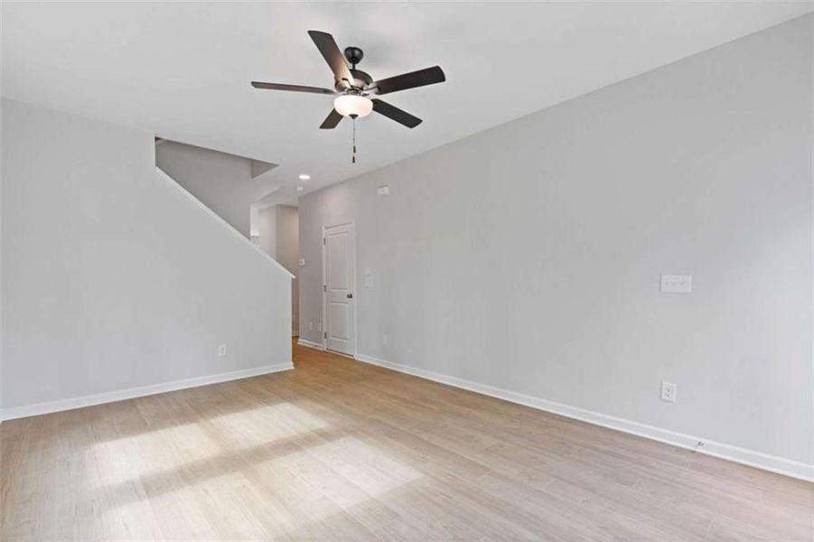 Spacious, unfurnished interior of a new home in , Athens (Image 17). Spacious, unfurnished interior of a new home in , Athens (Image 17).
