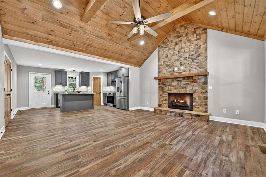 Spacious, unfurnished interior of a new home in , Ellijay (Image 30).