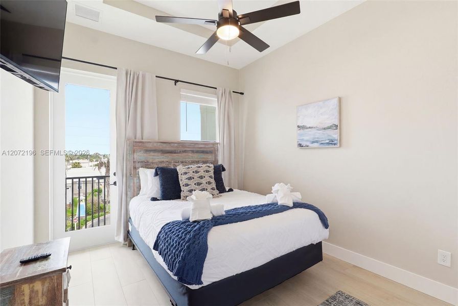 Furnished interior view inside a new home in , Melbourne Beach (Image 55).