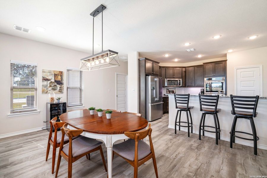 Furnished interior view inside a new home in , Bandera (Image 12).