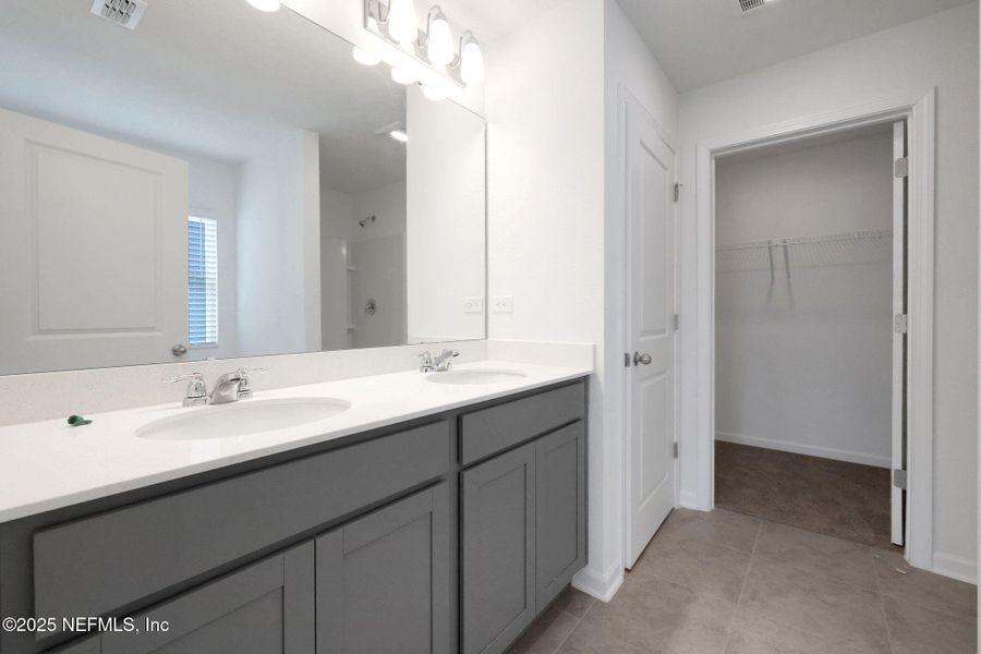 Furnished interior view inside a new home in Bellbrooke, Jacksonville (Image 9).