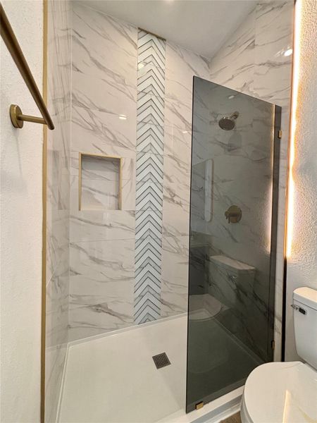 Furnished interior view inside a new home in , Palacios (Image 10).