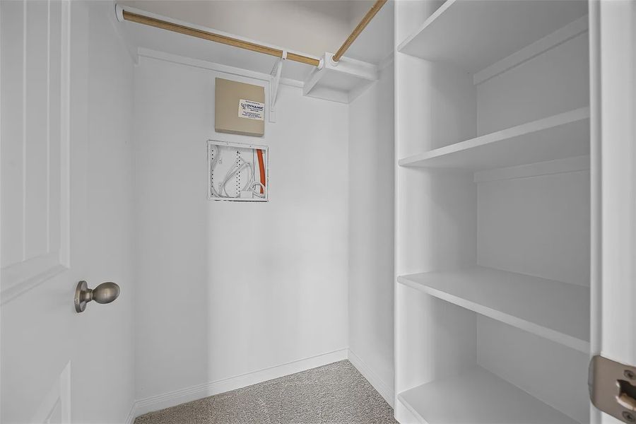 Spacious, unfurnished interior of a new home in Butler Farms, Liberty Hill (Image 18).