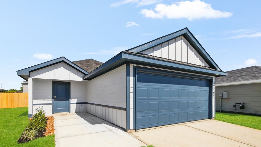 Front exterior of a new home in Sunset Valley, Hockley, TX, highlighting curb appeal (Image 2).