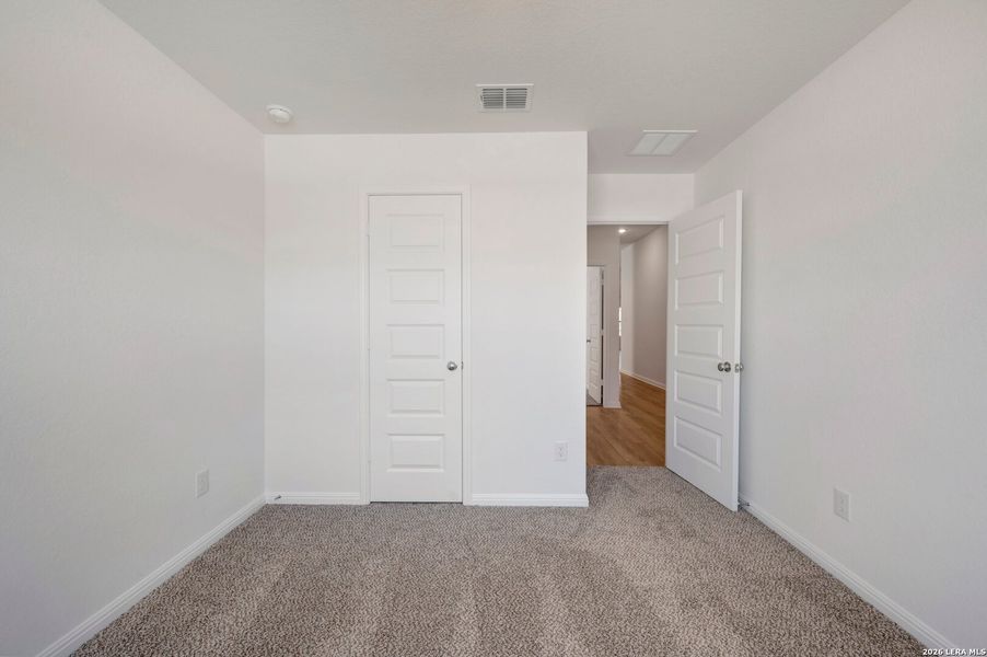 Spacious, unfurnished interior of a new home in Verano Farms, Von Ormy (Image 23). Spacious, unfurnished interior of a new home in Verano Farms, Von Ormy (Image 23).